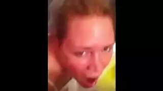 تحب الجنس الصريح أكثر من أي شيء، والآن هي نجم إباحية