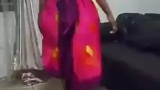 جنس عنيف في المطبخ مع خادمة منزل مستعدة