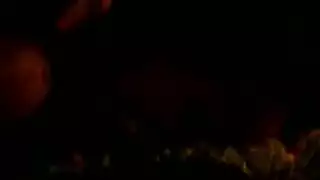 ثالوث مجنون ومثار جنسيًا يمارس الجنس بقوة وعنف