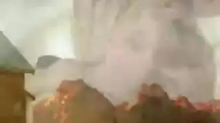 تتذوق العنب