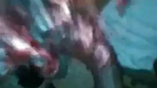 جميلة ذات وجه داكن تمص وتمارس الجنس مثل نجمات البورنو