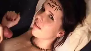 حبيبة أبوها