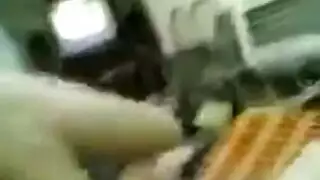 شهوة نجمات البورن: أخذ عدة قضبان في مشهد إباحي