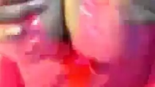 أفلام إباحية في الخارج: سمراء ممتلئة ذات ثدي ضخم تُهيمن عليها صديقتها