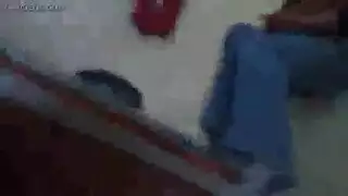 زينة القضيب إكس إكس إكس: السكرتيرات تبتلع حمولات المكتب