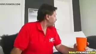 اليكسيس فاوكس مترجم