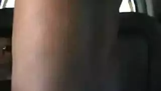 طالبة شابة: وضعية الكلب والقذف الداخلي