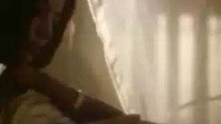 مؤخرة مثيرة تتحرك وتتوسل لممارسة جنس قاسي