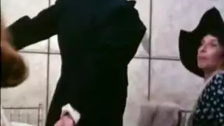 نشاط شرجي مكثف مع غريب مثار