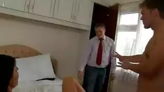 الترجمة: جنس مع أم زوجة الأخ