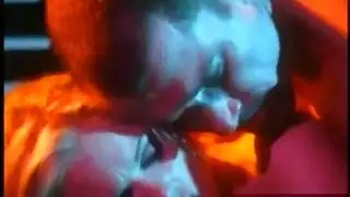 هزات الجماع الباكية لـ بريانا بانكس من الجنس المزدوج اليومي