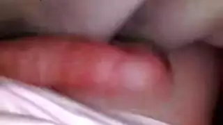 مراهقة تُحبس بعد ابتلاعها قضيبًا أسودًا