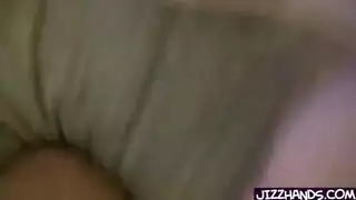 قرنية الرجل العجوز سخيف فتاته الصغيرة الساخنة بينما جارها قرنية ضجيجا لها