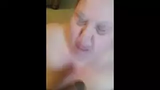 هاوية جائعة للقضيب تمص رجال عشوائيين ثم تركب عضوهم