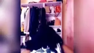 ليزا آن مقيدة ومستغلة: زوجة الأب تحصل على حشوتين مهبليتين