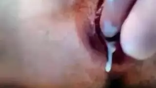 قضيب عملاق في فمها، ونهاية بقذف على وجه الجميلة الألمانية