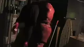 هذه الفراخ تتوق لقضيب الرجل المفلس الكبير مرة أخرى