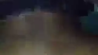 مدير جميل يمارس الجنس مع راقصة عاهرة لأنها تستعد للذهاب إلى الدور
