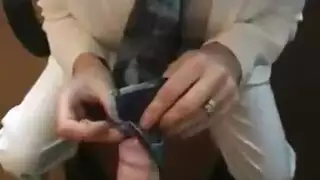 ثنائي حار مع التدخين: مراهقون وسحاقيات تايلانديات يمارسون الجنس الفموي