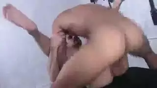 كاميرا خفية تسجل ثلاثي شرجي مثلي مع متلصص