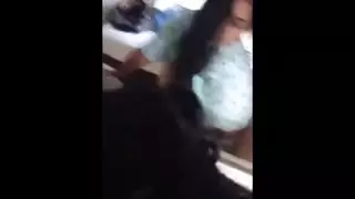 تدليك قوي يجعلها تصرخ كسّي يؤلمني