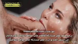 سكس مكتبي قوي: عاهرة تركب زبًا عملاقًا على المكتب