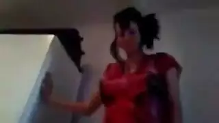 فرنسيات جميلات تبلعن السائل المنوي في xxx صريح