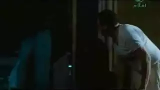 بنت ل كف أديها فايز امها