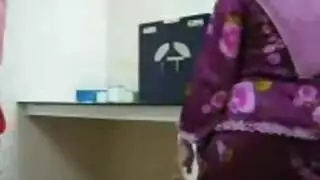 تحقيق الحظ العربي: مشهد جنسي ساخن لمونيا المغربية