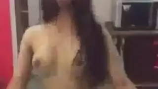 فتاة هندية ساخنة تمص القضيب ثم تتعرض لضرب شرجي قوي