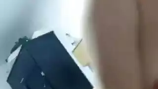 خذني عاهرة تطلب جلسة إباحية