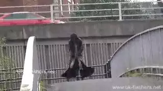 مص محترف من فتاة سمراء جميلة