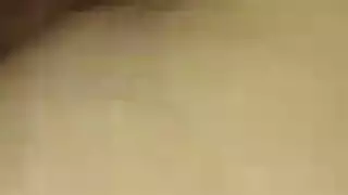 اسود مع واحد بيضاء في المتبخ