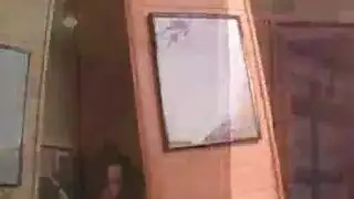بنتين يجيبو فتاة ليل لهم لكى يمارسو السحاق معاها