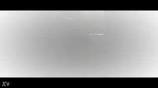 جارة أكبر سناً ساخنة تظهر فتحاتها في عرض ويبكام صريح