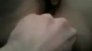 عربية شقراء سمينة تأخذه في المؤخرة