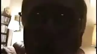 سيطرة سحاقية: نساء ناضجات يتحررن في الفناء الخلفي