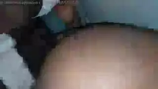 عروس مثيرة تمتلئ بقضيب صلب