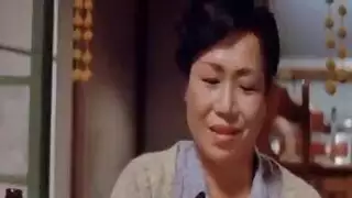 صديقتي اليابانية لا يمكن أن تتوقف عن ركوب عصا اللحوم الصلبة