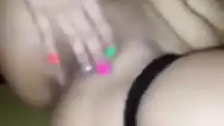 نجم إباحي عربي يفتح ساقيه لجماع شرجي قاسٍ