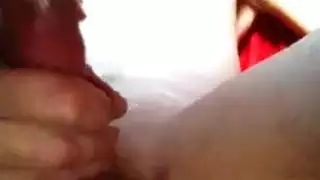 أوجي عابرة جنسياً جامحة بعد حلول الظلام