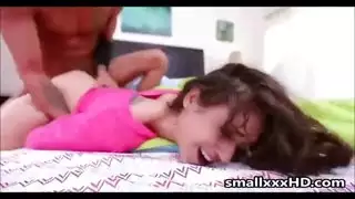 فتيات يعرضن ممتلكاتهن – دخول خلفي إكس إكس إكس