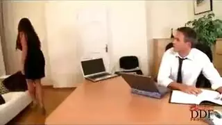 مهبل وشرج ستريدا جعجع يتعرضان للضرب