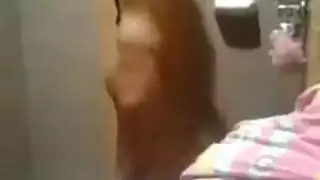 ممارسة جنس ثلاثي عنيف لأناهيد تمارس الجنس مثل نجمه إباحية