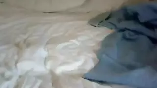 كارينا كابور الجميلة الهندية في جنس جماعي