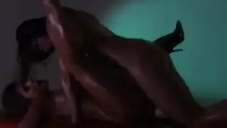 سكس شيميل بقضيب كبير إباحي صريح