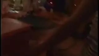 إباحية قطف العنب: أثداء كبيرة وجنس خشن في المزرعة