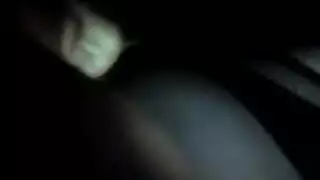 أفلام إباحية عربية مسربة: تمزق الكيلوت، لحس مهبلي، وإيلاج عميق