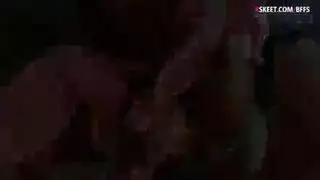 بنت متناكة تركب زبر صديقها بكل محنة و تنيكه و تصور نفسها بالموبايل