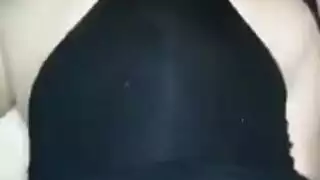 فتاة مصرية ساخنة تأخذ جنس شرجي بوضعية الكلب